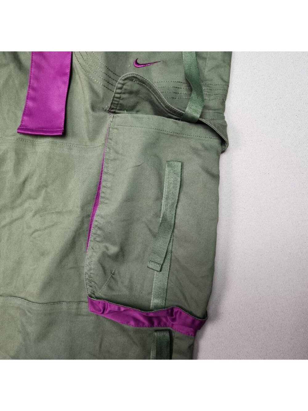 Nike DRI-FIT Women's Utility Cargo Olive Green Pants w/Fabric Belt Sz L 36/31 - Picture 6 of 16